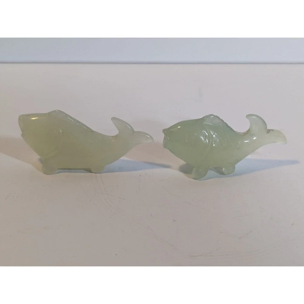 Hand‎ Carved Jade Fish Statues 1 1/4 in